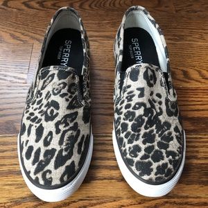 Sperry Leopard slip on sneakers